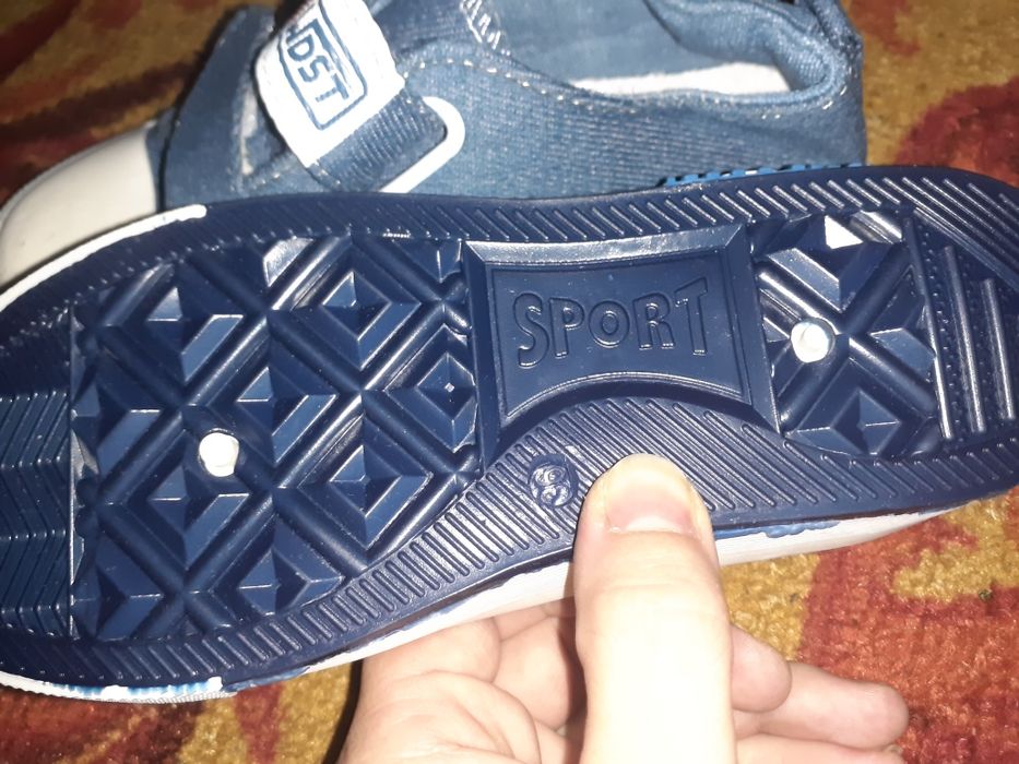 Продам обувь новую