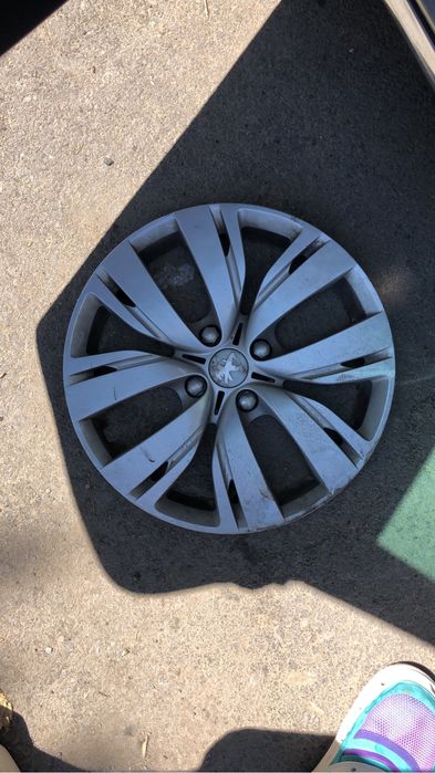 Capace roti 14 15 16 vw audi ford peugeot citroen skoda bmw Hyundai