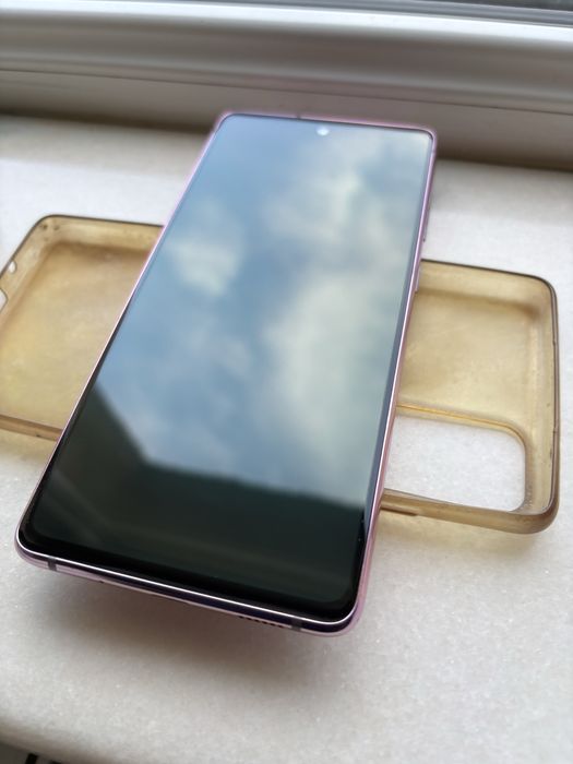 Samsung Galaxy S20 FE în stare perfectǎ