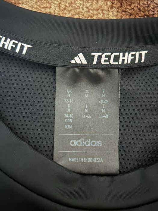 Оригинална Adidas тениска - techfit