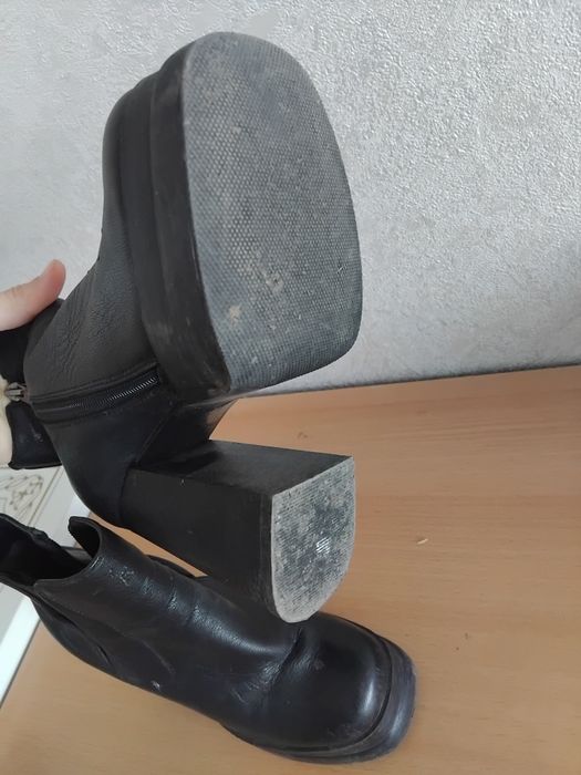 Продаю женские обуви