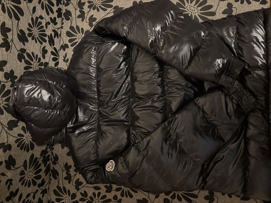 Geaca Neagra Moncler