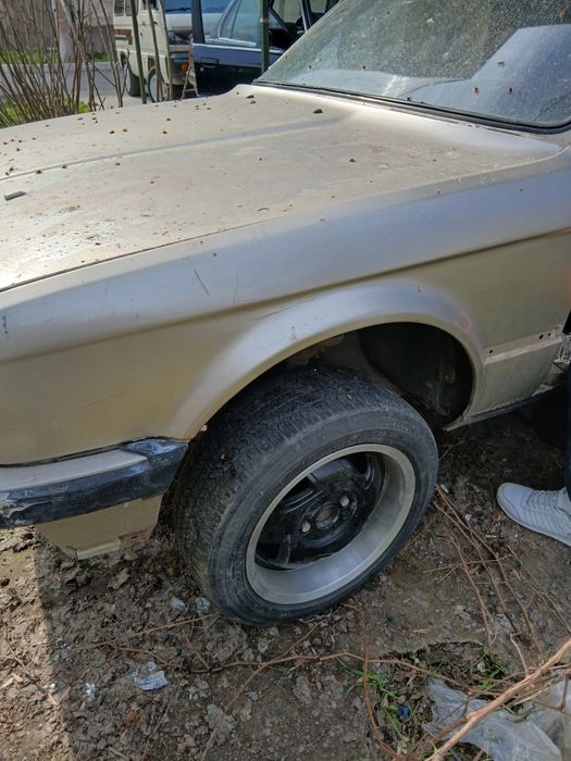 Bmw e30 krlo sotiladi