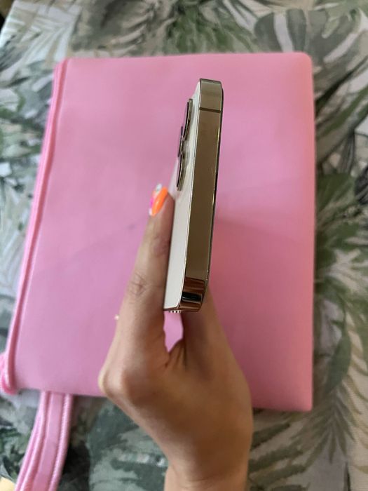 Iphone 12 Pro Max 25