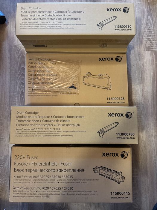 Consumabile ORIGINAL E Xerox VersaLink C7020 / C7025 / C7030