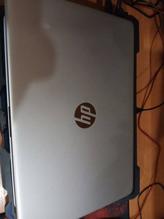 Продам ноудбук hp почти новый