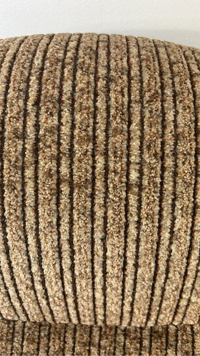 Диван и его кресла