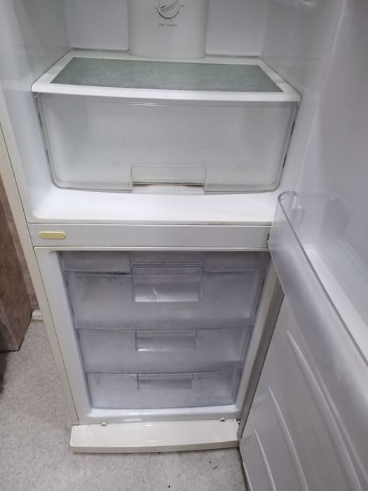 Продаю холодильник LG