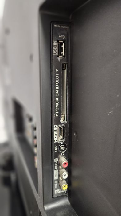 TV LG diagonala 94cm