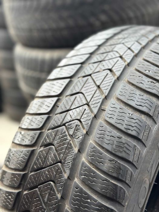Anvelope M+S Pirelli 225/50R18 - Stare foarte buna, Garantie inclusa!