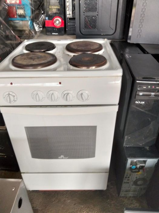 Электрическая плита.