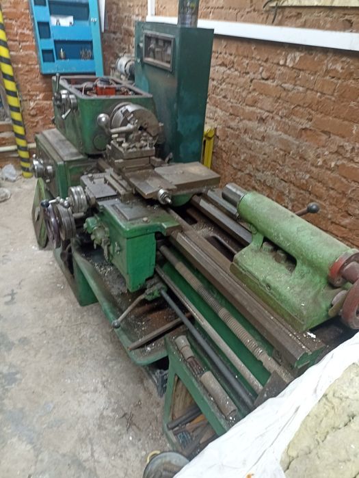 Токарный станок 1А616