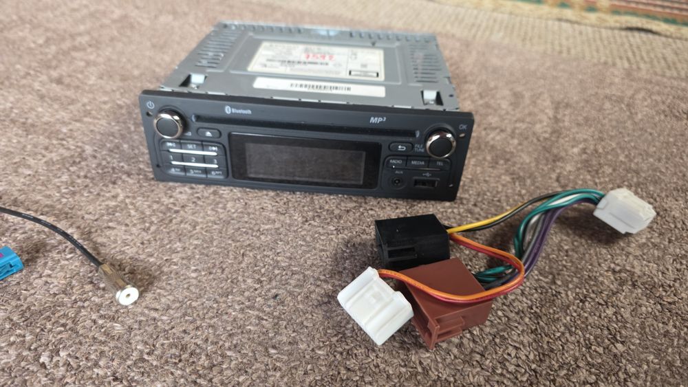 Radio cd, mp3, Bluetooth by Renault