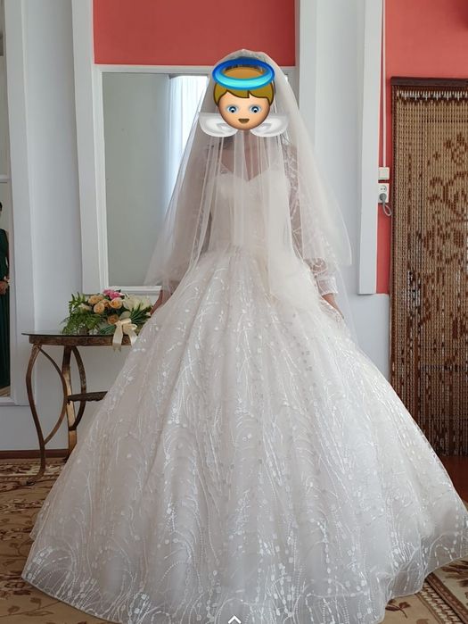 Свадебное платье