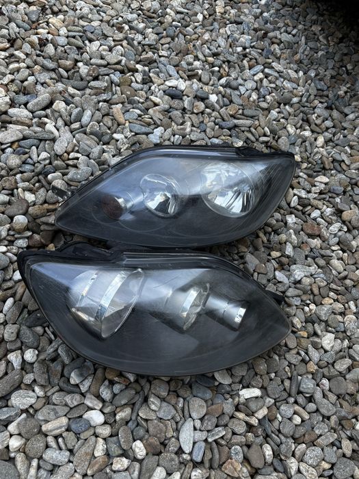 Set 2 faruri VW Golf Plus 5M model 2005-2009