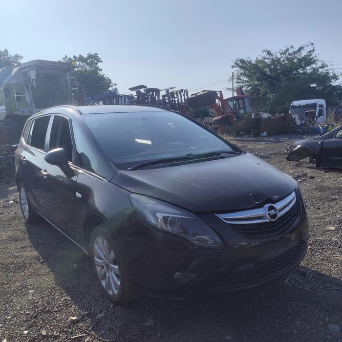 Dezmembrari Opel ZAFIRA C (2011-) 2.0 CDTI Motorina
