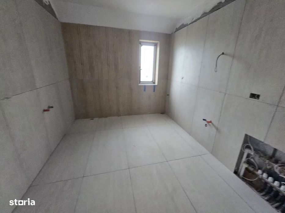Duplex modern într-o locație centrală Toate utilitatile / Asfalt