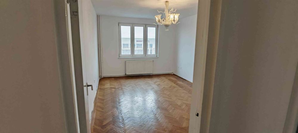 Apartment in Drumul Carului - View 2