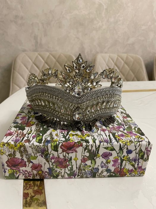 Национальный платья