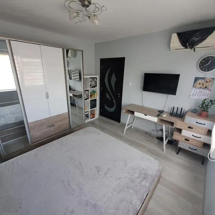 Дава се под наем Тристаен апартамент в Варна, Трошево - 61 кв.м за 648.21 € - Снимка #2