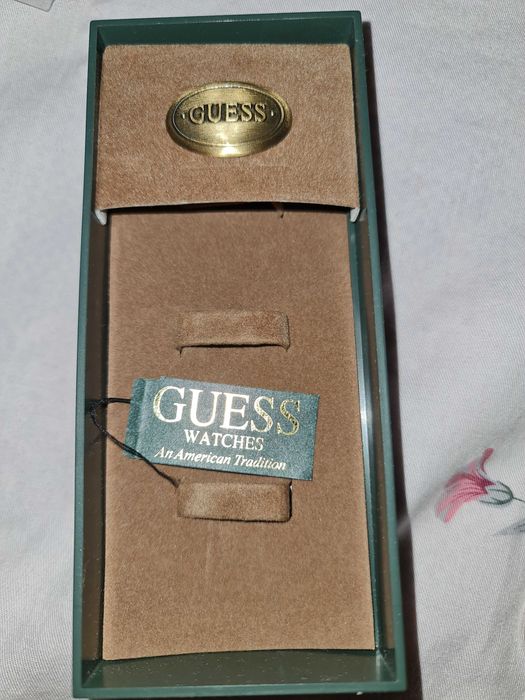 Продам часы GUESS Vintage оригинал