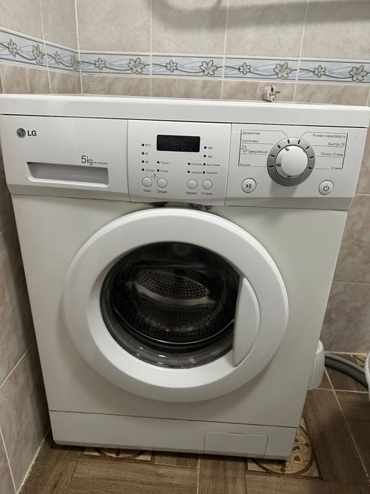 Продам стиральную машинку