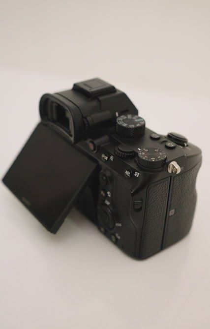 Sony A7 III sotiladi