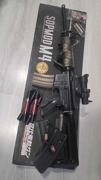 Replica airsoft SOPMOD M4 - Tokyo Marui Next Generation