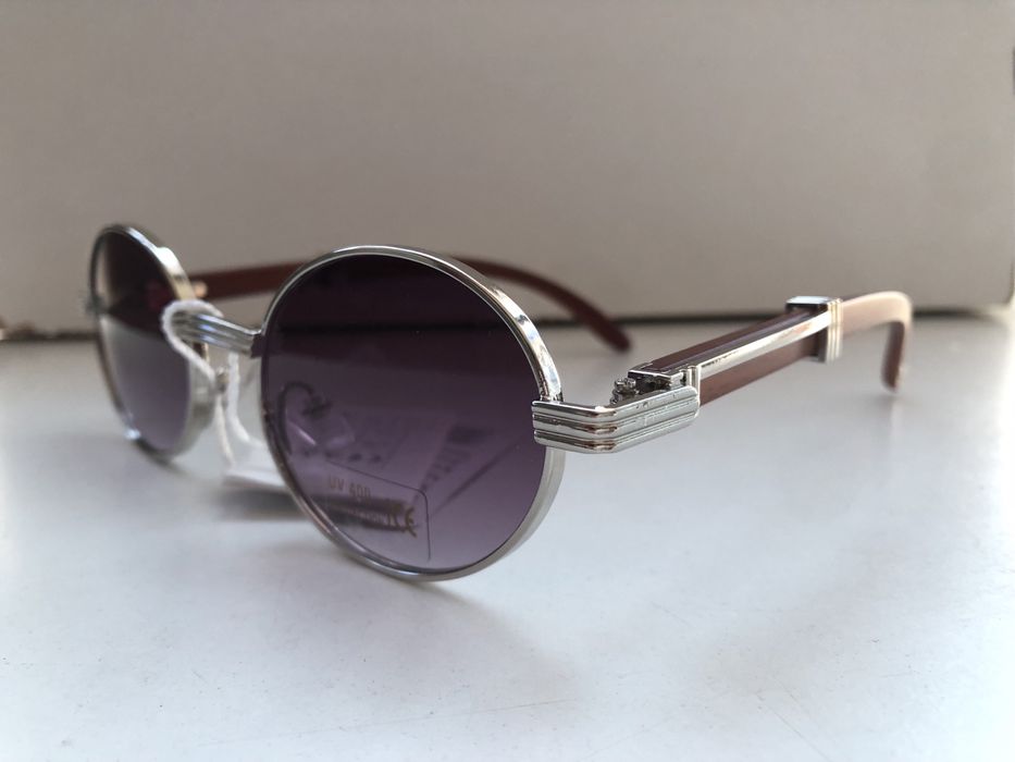 Слънчеви очила на едро