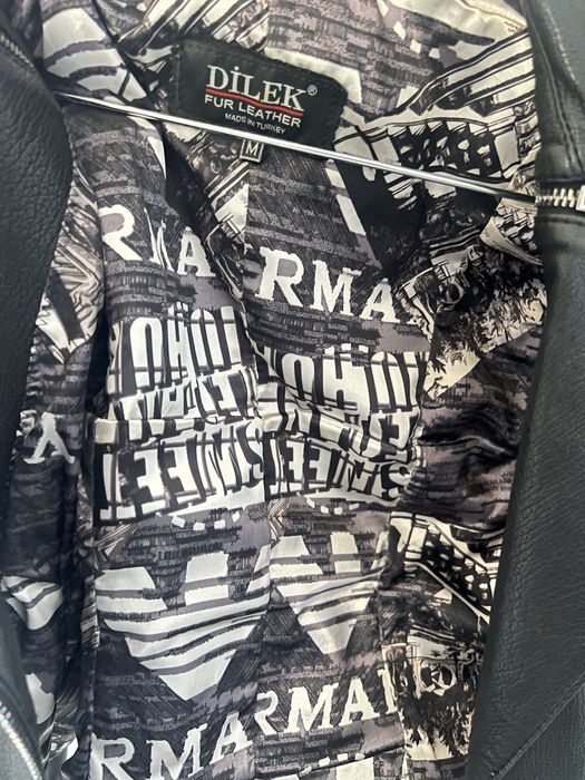 кожаная женская куртка