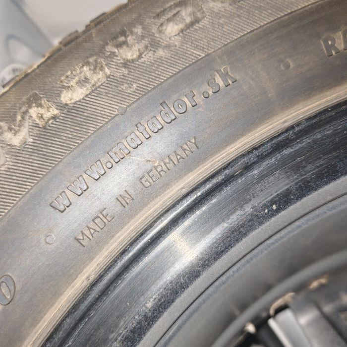 Продам Резину шину