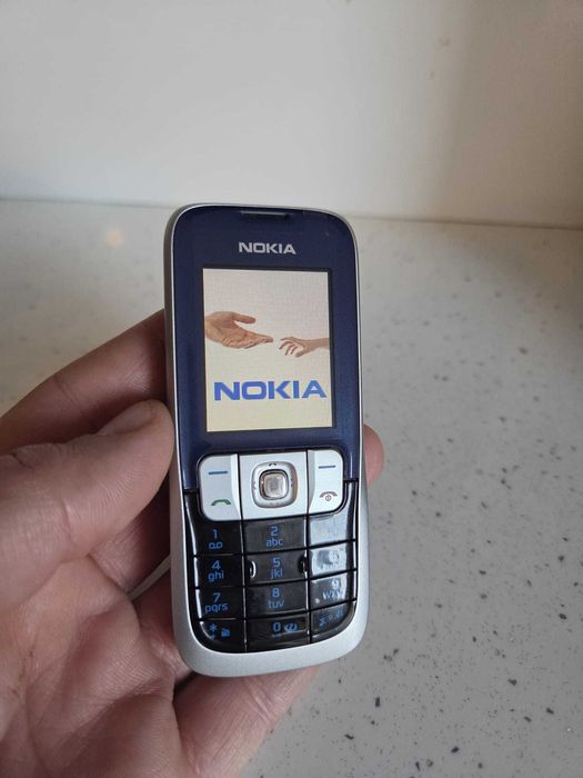 Nokia 2630 in stare foarte buna cu folie pe display.