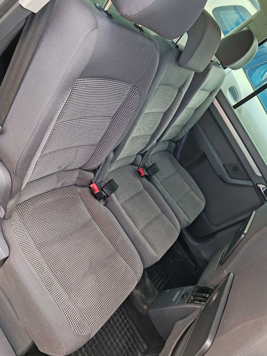 Vând Touran 2006  2.0 TDI 140 cp