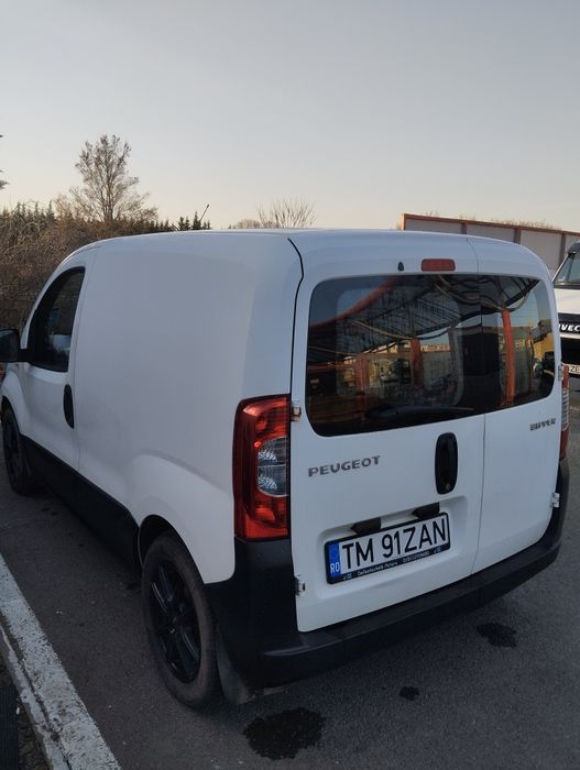 Vând atelier mobil Peugeot bipper