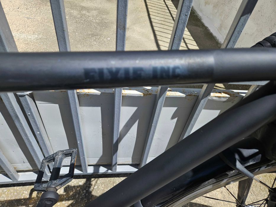 Шосеен велосипед 28 цола FIXIE INC-шест месеца гаранция