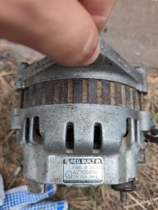 Генератор 12В 70А