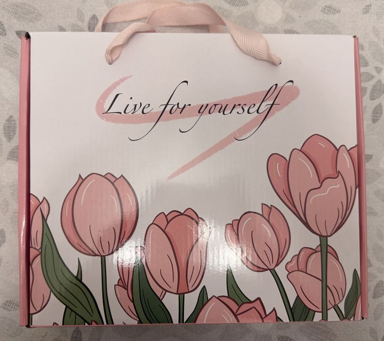 Керамические чашки новые набор