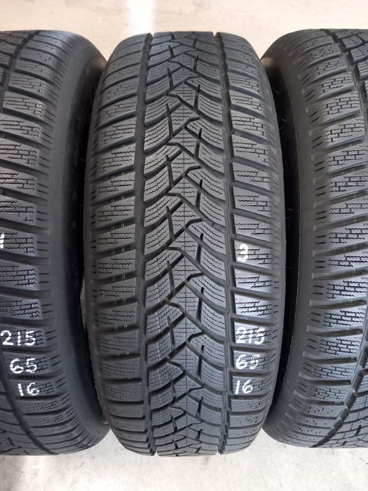 215/65/16 98H 4бр.DUNLOP WINTER-Неразличими от НОВИ-DEMO