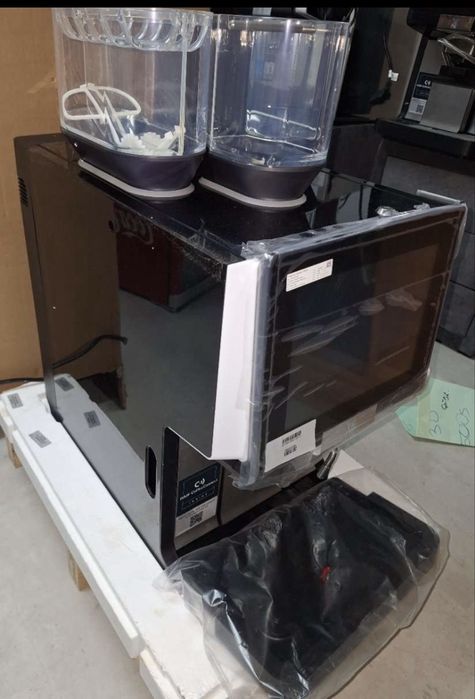 Aparat de cafea/ espressor Wmf 1500s+ Twin topping NOU!! Factura garabtie