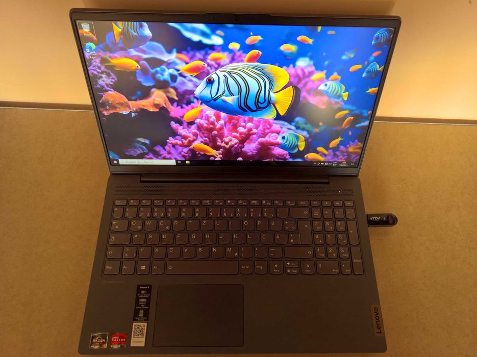 15.6" Lenovo IdeaPad 5, Ryzen 5 4500U, 16GB DDR4, Intel 2500 Pro SSD 180GB