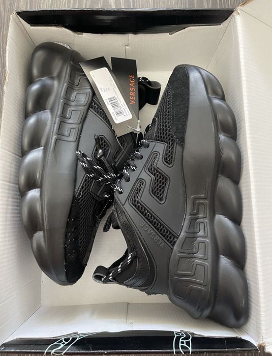 Versace Chain Reaction