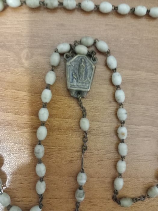 Стара италианска католическа молитвена броеница