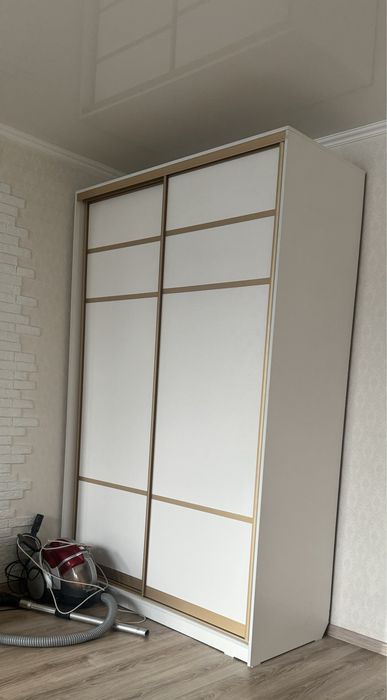 Продам плательный шкаф