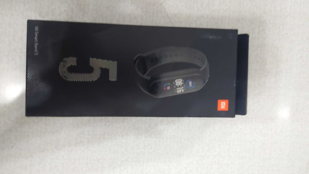 XIAOMI MI BAND 7 .  ДВЕ штуки. цена за две.