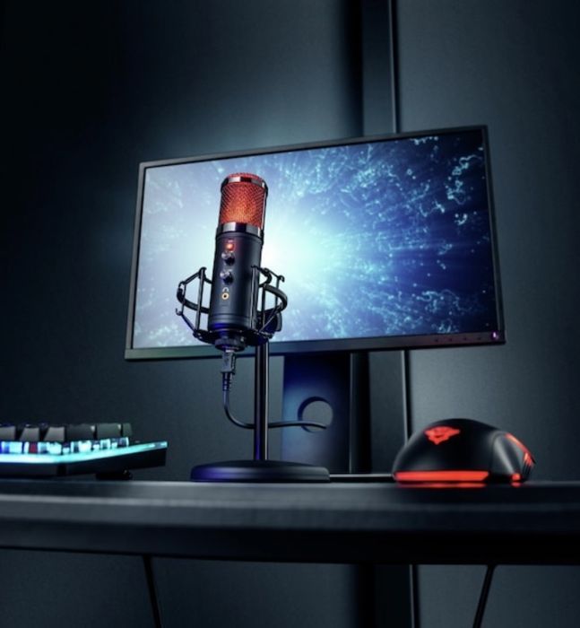 Microfon streaming Trust GXT 256 EXXO si suport prindere de masa