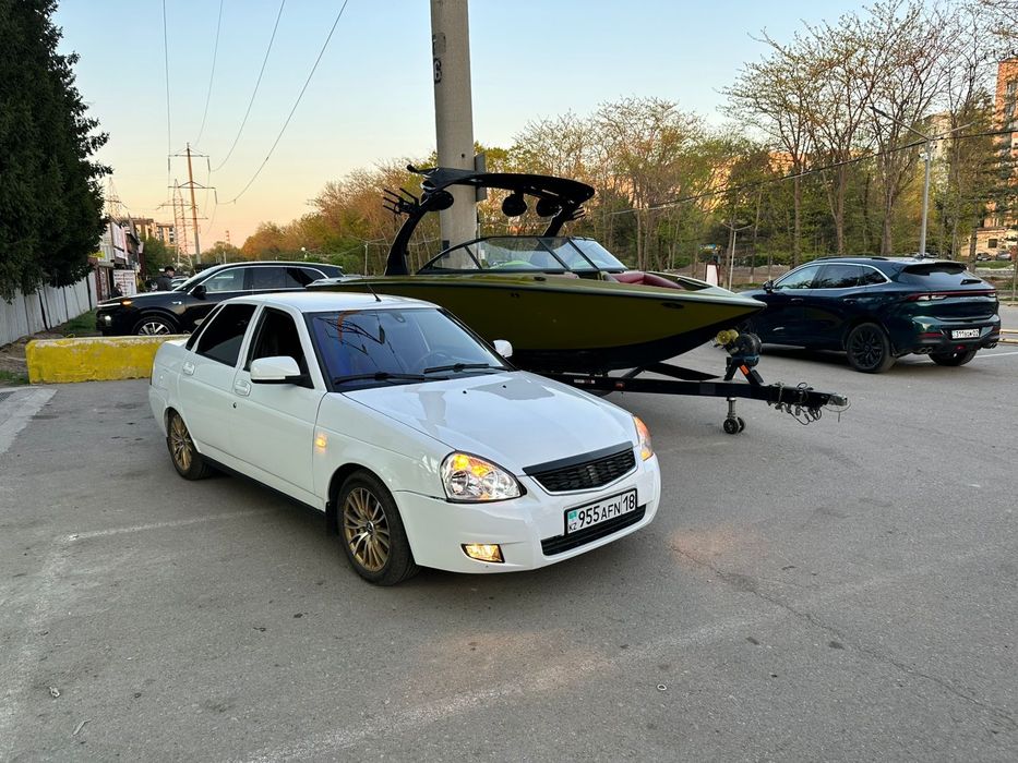 Лада приора 2013 года 1.6