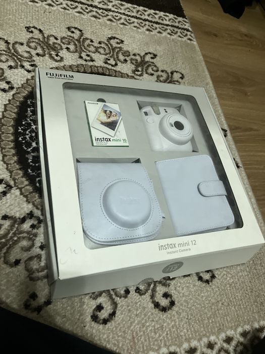 Instax mini 12.
