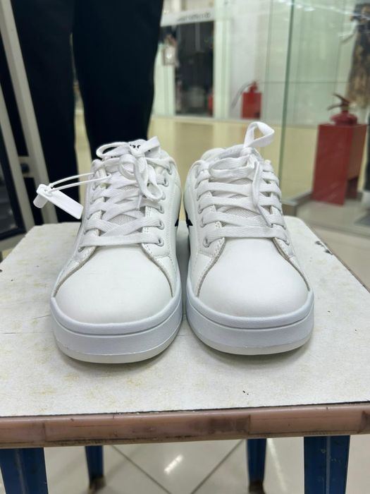 Red book кроссовки