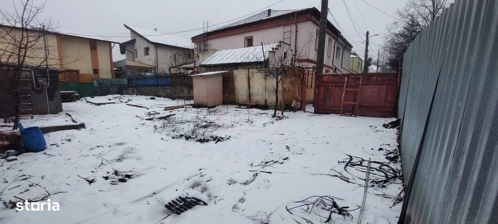 48500 Euro- 293 mp. Teren si casa batraneasca in mun. Galati