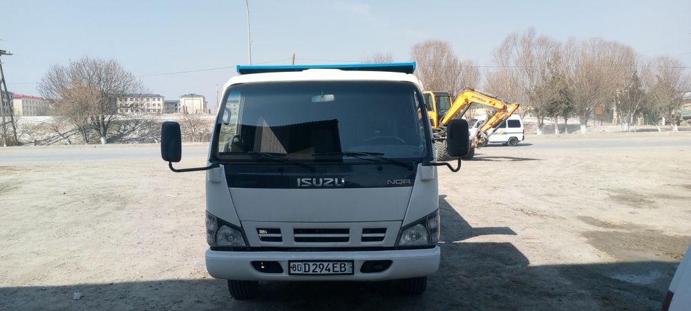 Isuzu Samasval Radnoy 2015 Yurgan